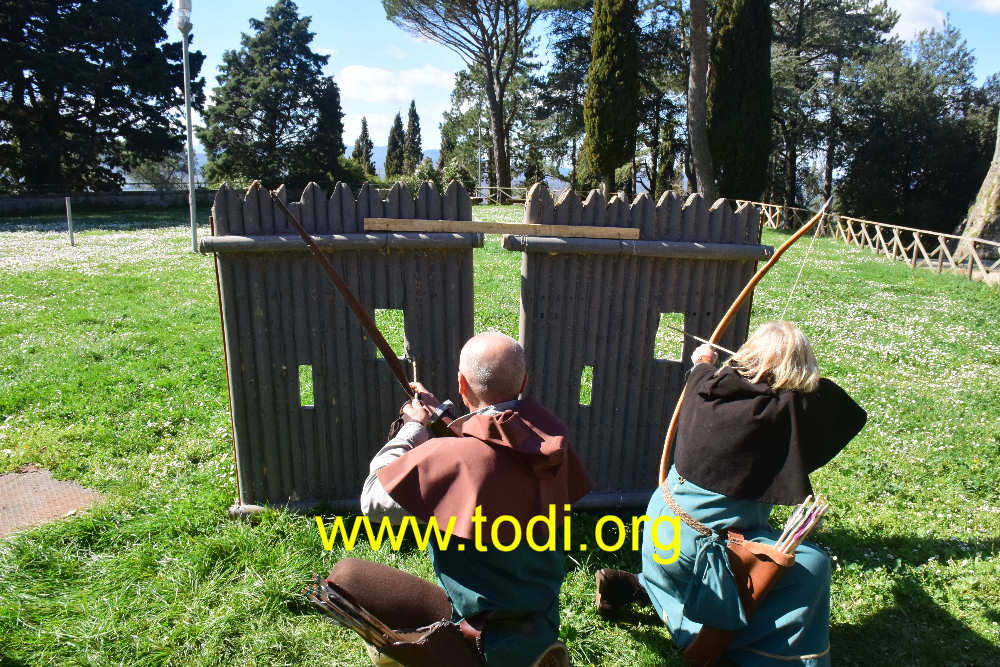 arcieri al Mastio di Todi